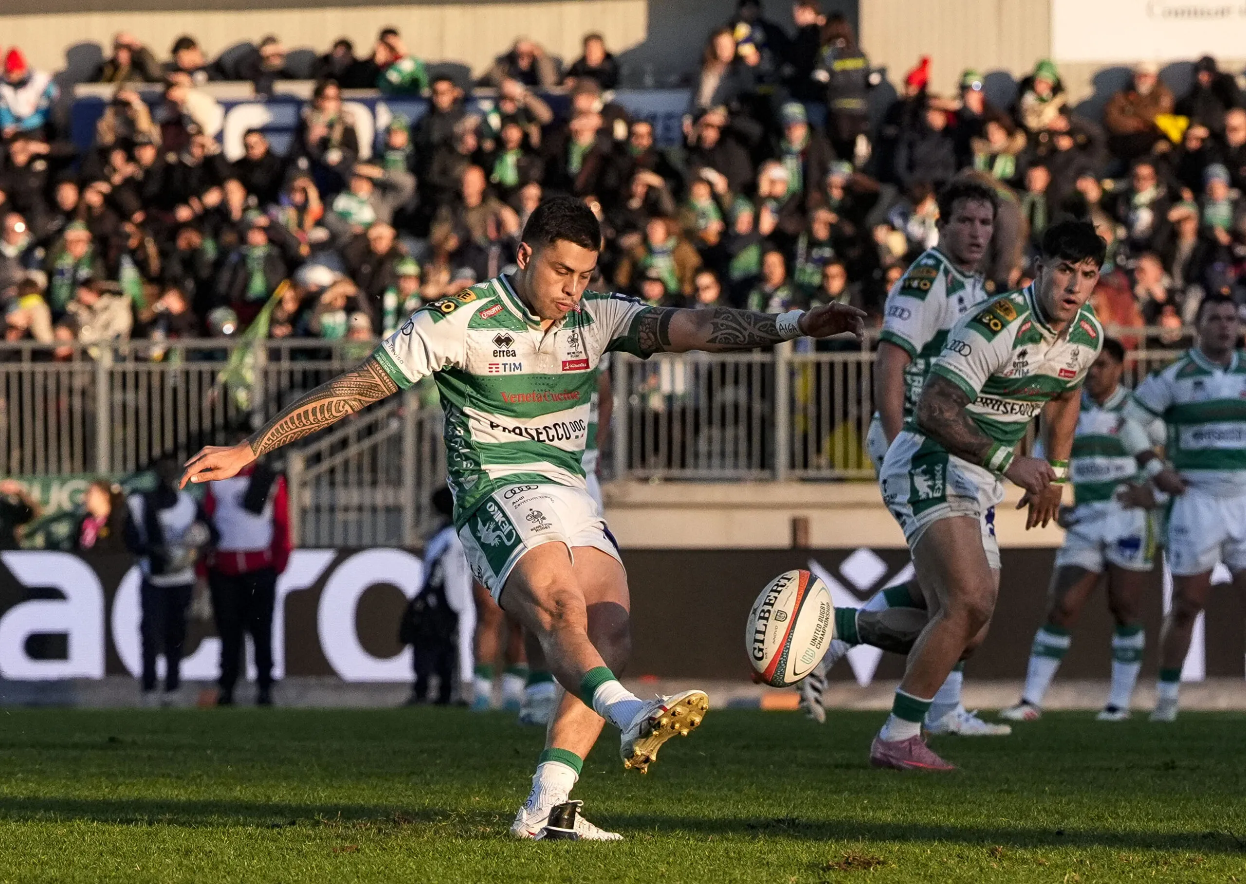 Vote for the Gilbert Kick of the Month – December